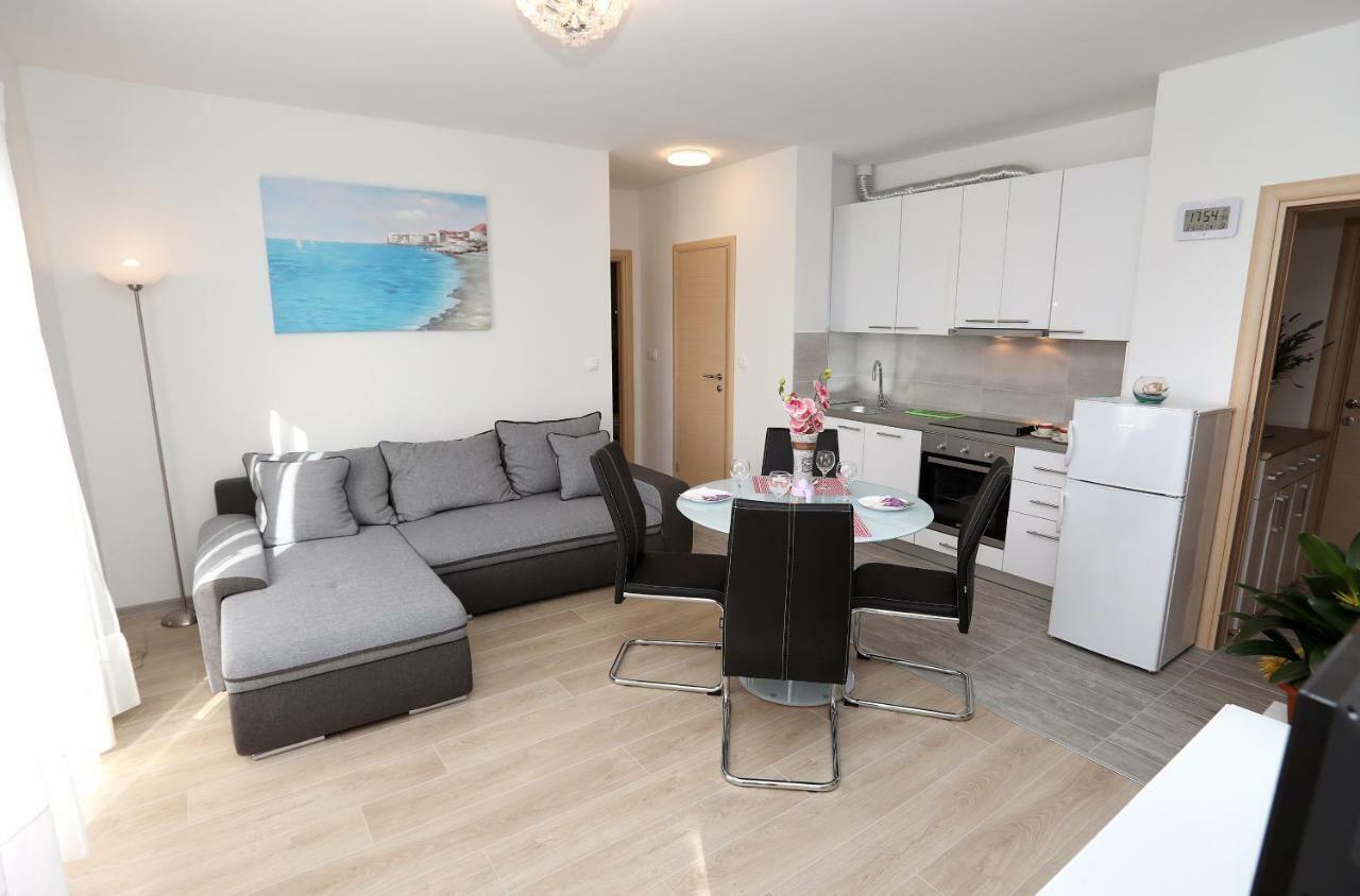 Bridgeview Apartment 特罗吉尔 外观 照片